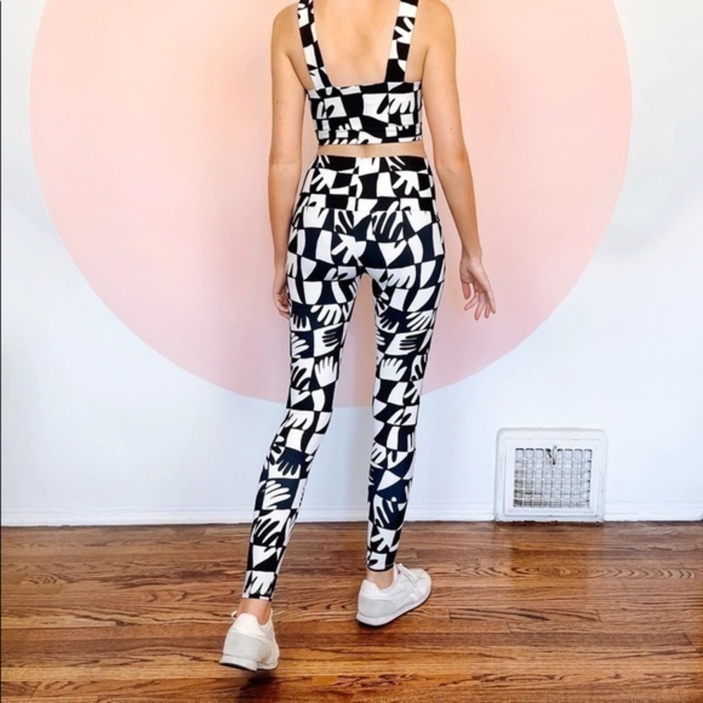 NWT Dazey LA Ani Anthropologie Checker Handprint Graphic Leggings Checkerboard